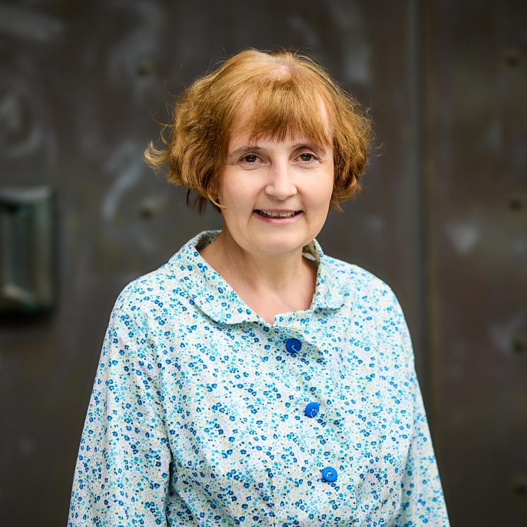 Julia Castor